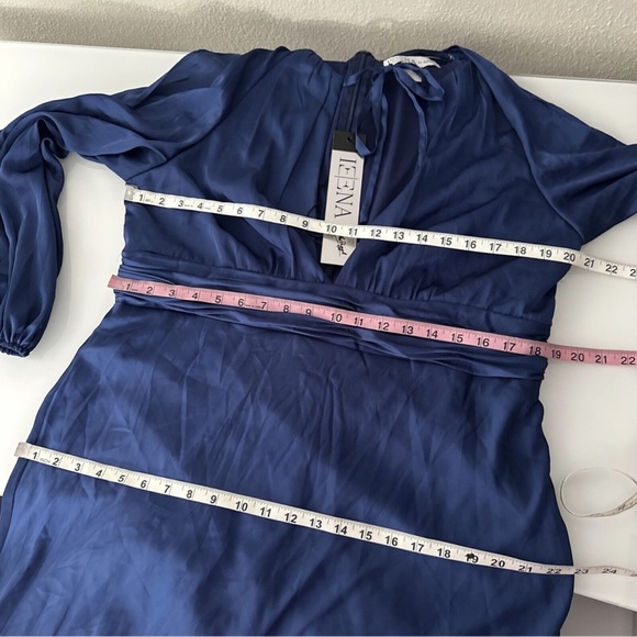 NWT IEENA Mac Duggal [ 14 ] Plunge‎ Neck Long Sleeve Satin Gown in Midnight - Picture 4 of 16